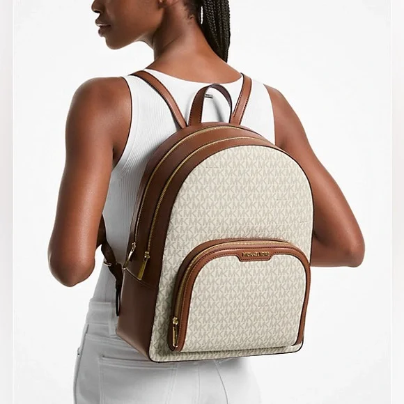🧡SALE‼️🧡NWT Michael Kors $558 Large Jaycee Logo Vanilla Backpack with MK Print - Picture 1 of 5